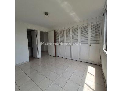 Apartamento de 3 alcobas en venta en Conquistadores, Medellín, 119 m² · foto 5 de 13