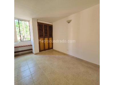 Apartamento de 3 alcobas en venta en Laureles, Medellín, 90 m² · foto 9 de 11