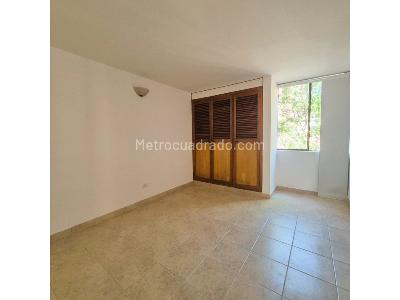 Apartamento de 3 alcobas en venta en Laureles, Medellín, 90 m² · foto 10 de 11