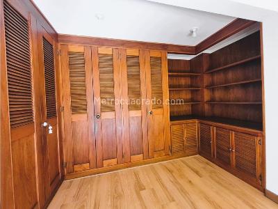 Apartamento de 3 alcobas en venta en Provenza, Medellín, 160 m² · foto 10 de 15