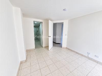 Apartamento de 3 alcobas en venta en Castropol, Medellín, 90 m² · foto 5 de 12