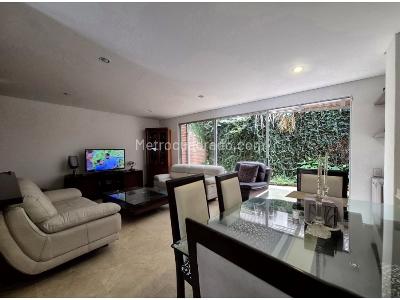 Casa de 3 alcobas en venta en Intermedia, Envigado, 150 m² · foto 6 de 15