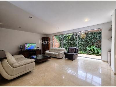 Casa de 3 alcobas en venta en Intermedia, Envigado, 150 m² · foto 7 de 15