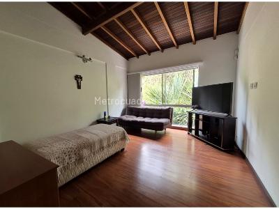 Casa de 3 alcobas en venta en Intermedia, Envigado, 150 m² · foto 11 de 15