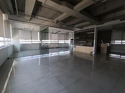 Office for rent in SANTA MONICA RESIDENCIAL, Cali