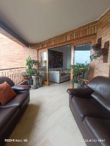 Apartamento de 4 alcobas en venta en Juanambu, Cali, 161 m² · foto 10 de 16