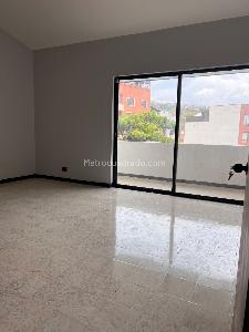 Casa de 5 alcobas en venta en Santa Teresita, Cali, 600 m² · foto 7 de 14