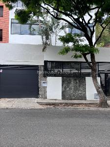 Casa de 5 alcobas en venta en Santa Teresita, Cali, 600 m² · foto 1 de 14