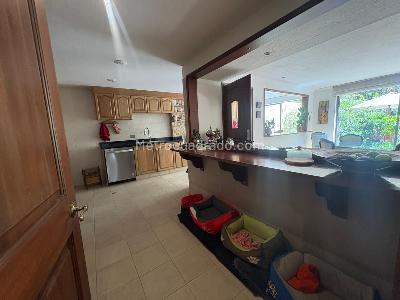 Apartamento de 3 alcobas en venta en Rosales Bellavista, Bogotá, 356 m² · foto 4 de 16