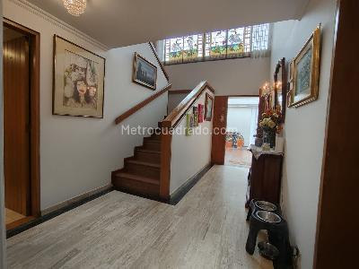Casa de 3 alcobas en venta en Altos De Sotileza, Bogotá, 196 m² · foto 3 de 9