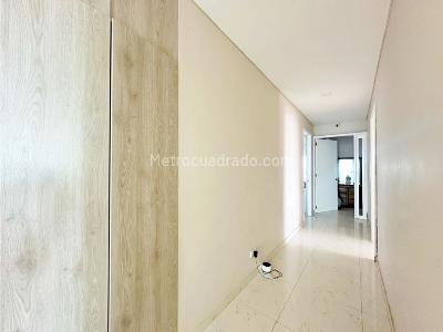 Apartamento de 3 alcobas en venta en Zona Residencial Manga, Cartagena, 228 m² · foto 11 de 20