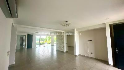 Casa de 5 alcobas en venta en Pueblito Cafetero, Pereira, 700 m² · foto 14 de 19