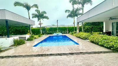 Casa de 5 alcobas en venta en Pueblito Cafetero, Pereira, 700 m² · foto 18 de 19