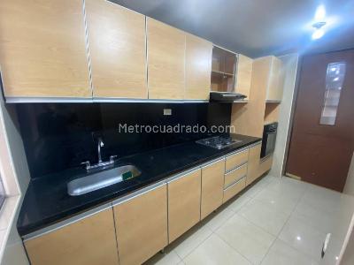 Apartamento en venta en Mazuren, Bogotá · foto 10 de 20