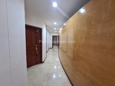 Apartamento de 3 alcobas en venta en Santa Teresita, Cali, 240 m² · foto 14 de 20