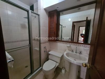 Apartamento de 3 alcobas en venta en Santa Teresita, Cali, 240 m² · foto 15 de 20