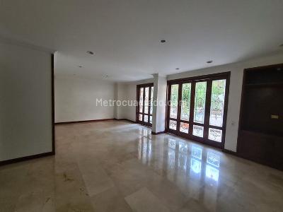 Apartamento de 3 alcobas en venta en Santa Teresita, Cali, 240 m² · foto 5 de 20