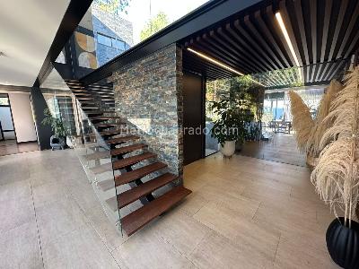 Casa de 5 alcobas en venta en El Poblado Las Palmas, Medellín · foto 11 de 19