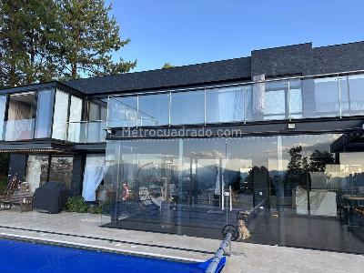 Casa de 5 alcobas en venta en El Poblado Las Palmas, Medellín · foto 4 de 19
