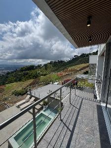 Casa de 4 alcobas en venta en La Esperanza, Pereira, 1513 m² · foto 15 de 16