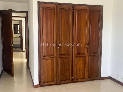 Apartamento de 3 alcobas en venta en Balcon De Pinares, Pereira, 82 m² · foto 6 de 20