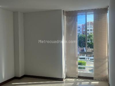 Apartamento de 3 alcobas en venta en Balcon De Pinares, Pereira, 82 m² · foto 9 de 20