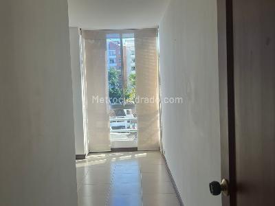 Apartamento de 3 alcobas en venta en Balcon De Pinares, Pereira, 82 m² · foto 12 de 20
