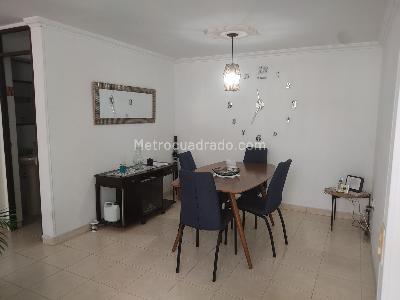 Apartamento de 3 alcobas en venta en Santa Anita, Cali, 61 m² · foto 2 de 15