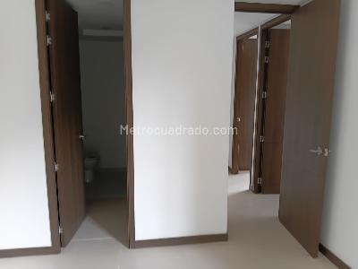 Apartamento de 3 alcobas en venta en La Doctora, Sabaneta, 68 m² · foto 14 de 20