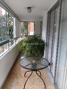 Apartamento de 4 alcobas en venta en Laureles, Medellín, 204 m² · foto 18 de 20