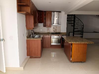 Casa de 5 alcobas en venta en El Velodromo, Medellín, 139 m² · foto 2 de 20