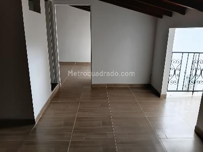 Casa de 5 alcobas en venta en El Velodromo, Medellín, 139 m² · foto 17 de 20