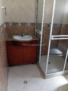Casa de 5 alcobas en venta en El Velodromo, Medellín, 139 m² · foto 7 de 20