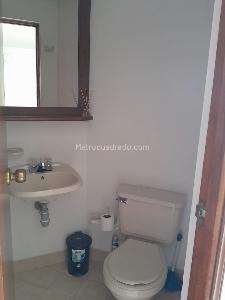 Apartamento de 2 alcobas en venta en Loma De San Julian, Medellín, 56 m² · foto 6 de 14
