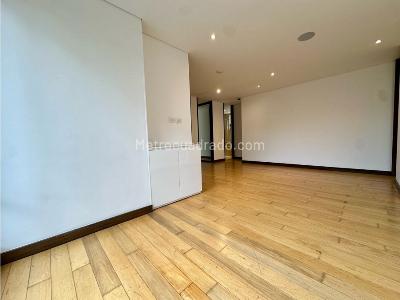 Casa de 4 alcobas en venta en Altos De Suba, Bogotá, 290 m² · foto 17 de 20