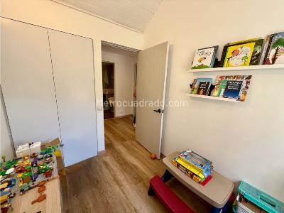 Apartamento de 3 alcobas en venta en Bella Suiza, Bogotá, 84 m² · foto 7 de 14