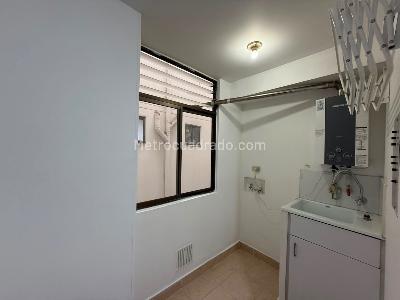 Apartamento en venta en Villas De Aranjuez, Bogotá · foto 3 de 20