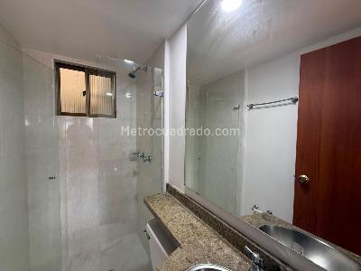 Apartamento en venta en Villas De Aranjuez, Bogotá · foto 8 de 20