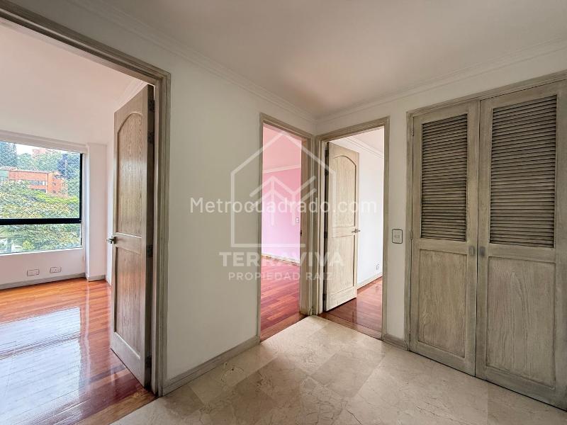 Piso – Medellín, El Castillo, El Poblado - Más