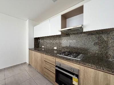 Apartamento de 3 alcobas en venta en Altamira, Barranquilla, 149 m² · foto 2 de 20