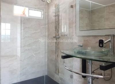 Apartamento de 4 alcobas en venta en Cañaveral Las Llaves, Floridablanca, 167 m² · foto 12 de 14