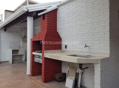 Apartamento de 4 alcobas en venta en Cañaveral Las Llaves, Floridablanca, 167 m² · foto 2 de 14