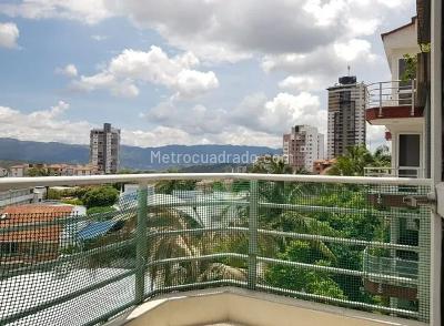 Apartamento de 4 alcobas en venta en Cañaveral Las Llaves, Floridablanca, 167 m² · foto 4 de 14