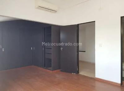 Apartamento de 4 alcobas en venta en Cañaveral Las Llaves, Floridablanca, 167 m² · foto 6 de 14