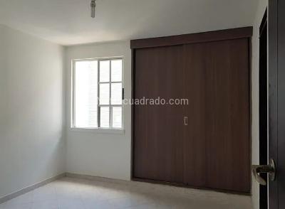 Apartamento de 4 alcobas en venta en Cañaveral Las Llaves, Floridablanca, 167 m² · foto 8 de 14