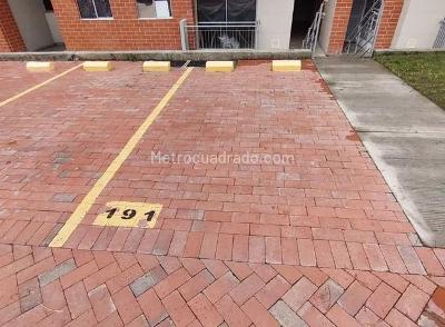 Apartamento de 2 alcobas en venta en Arboleda, Ibagué, 53 m² · foto 3 de 18