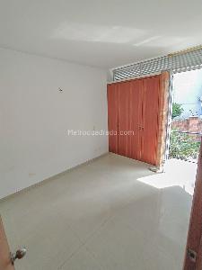 Casa de 4 alcobas en arriendo en Valmonti, Floridablanca, 96 m² · foto 13 de 20