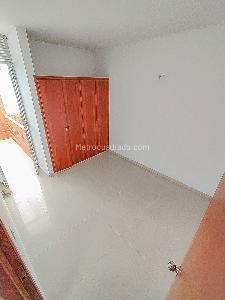 Casa de 4 alcobas en arriendo en Valmonti, Floridablanca, 96 m² · foto 11 de 20