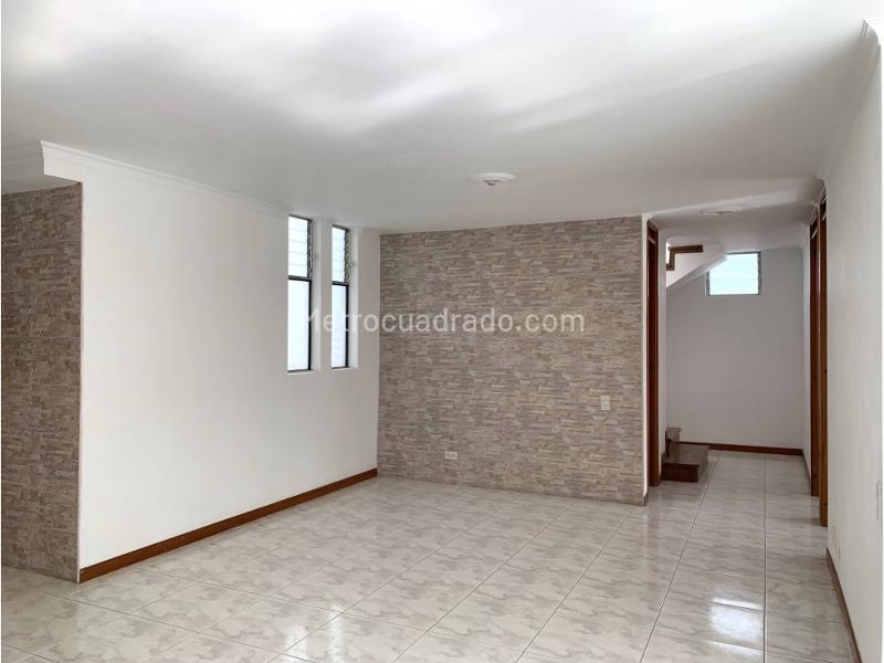 Duplex Penthouse with 4BR in Transv Superior - 4