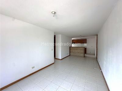 Apartamento en venta en Los Colores, Medellín · foto 7 de 20